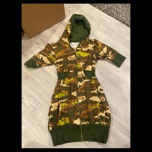 Dereon Hooded zip up sweater